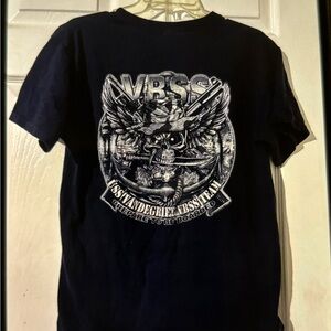Navy USS WHIDBEY ISLAND VBSS Graphic T-Shirt Men’s size Medium.